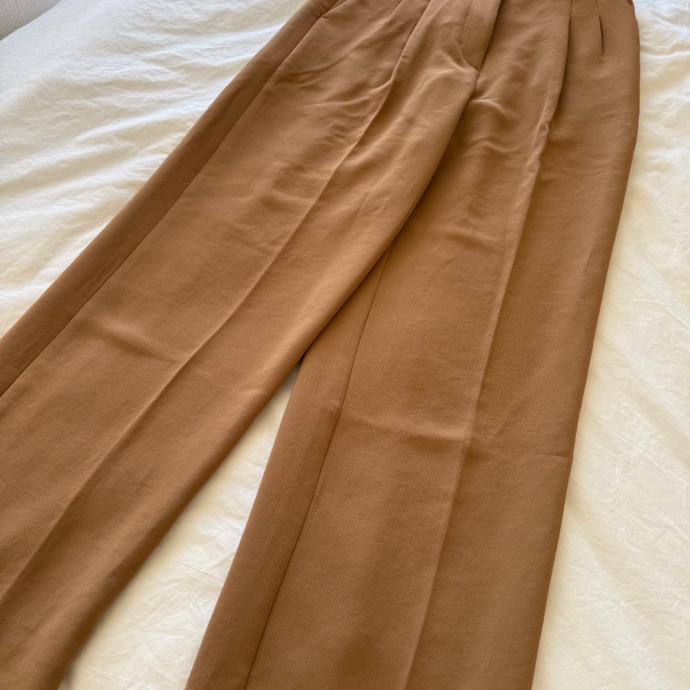 Aritzia The Effortless Pant NWOT (Size 2, Saville) - Picture 6 of 7